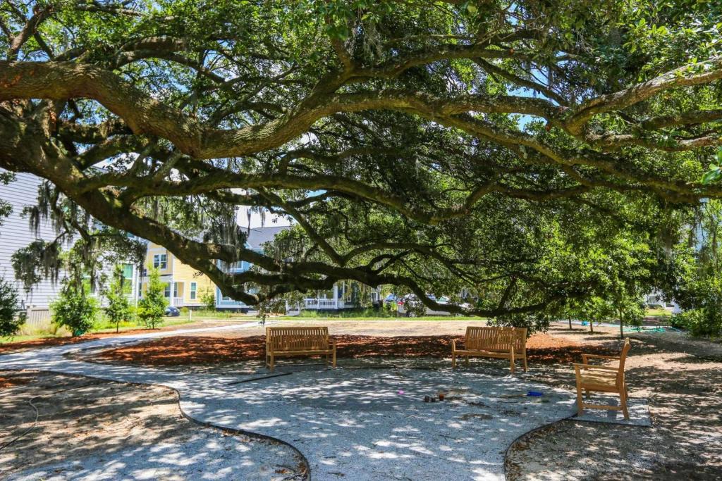 North Charleston House | Celtic Carriage House
