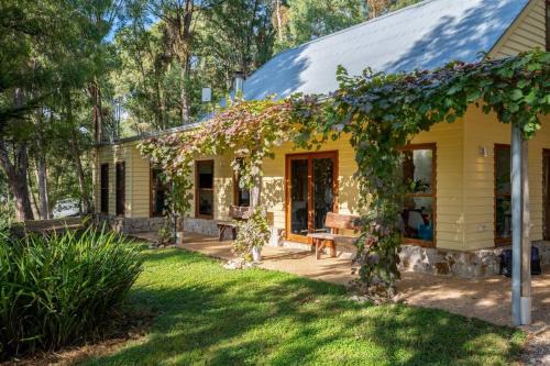 Wandiligong House | Centenary Heights