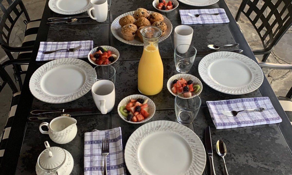 Conneaut Bed & Breakfast | Centennial Inn Bed & Breakfast