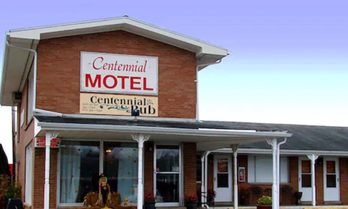 Buckhannon Hotel | Centennial Motel