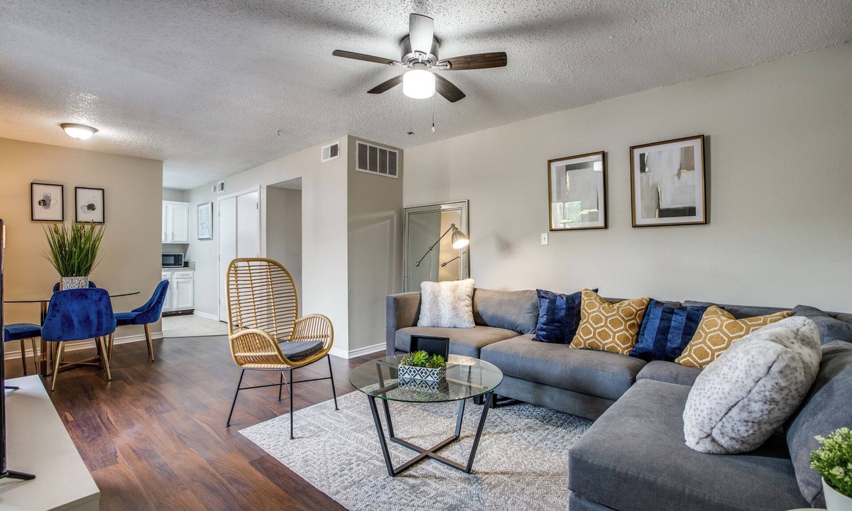 Frisco Apartment | Center Of Frisco/walk 2 shops restaurant