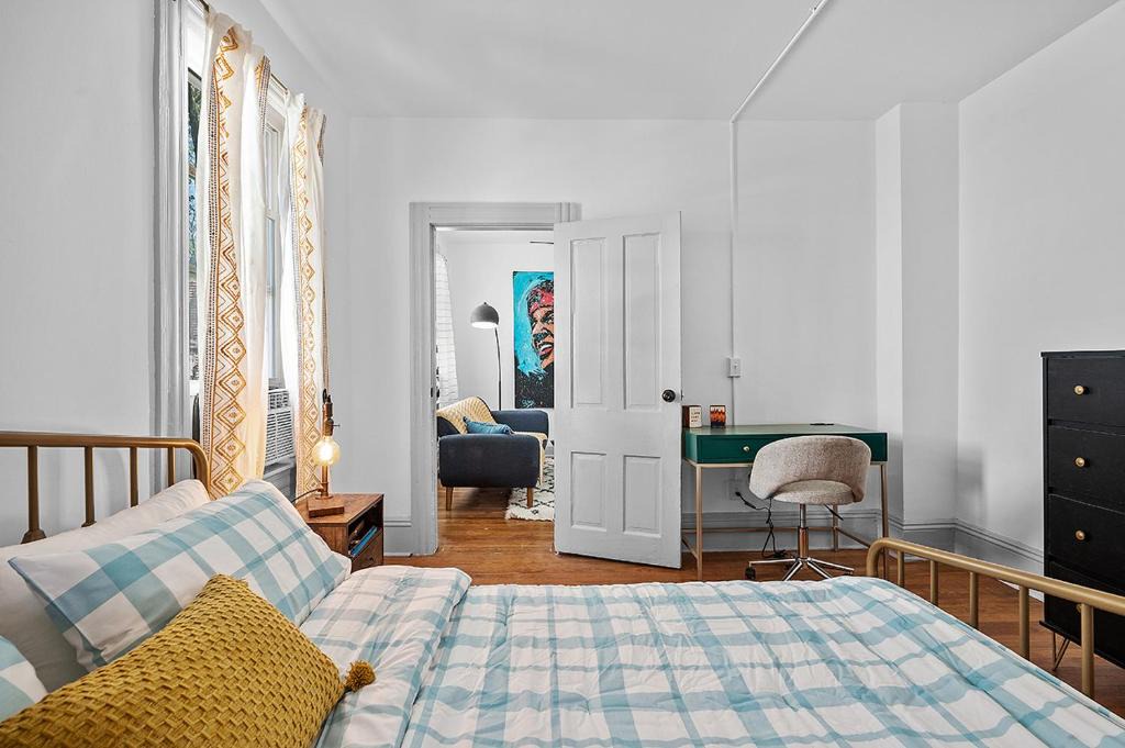 Little Italy Apartment | Center of Little Italy #1