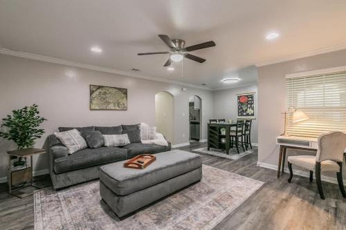 Arlington Apartment | Central 3Bed2B at AT&T - Cowboy Stadium - Texas Live