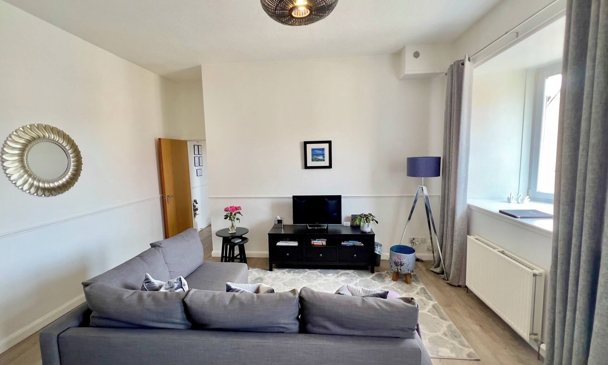 Linlithgow Apartment | Central Apartment Linlithgow, near Edinburgh
