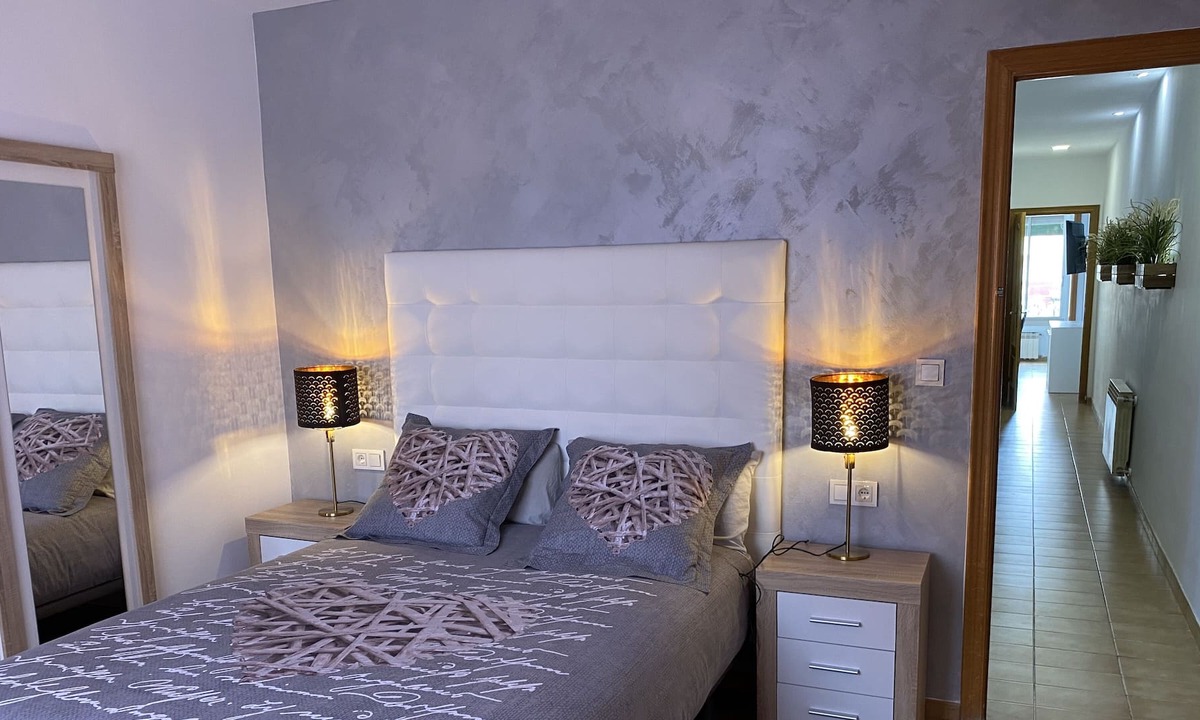 Terrassa Condo | Central apartment with parking 20 minutes from Barcelona
