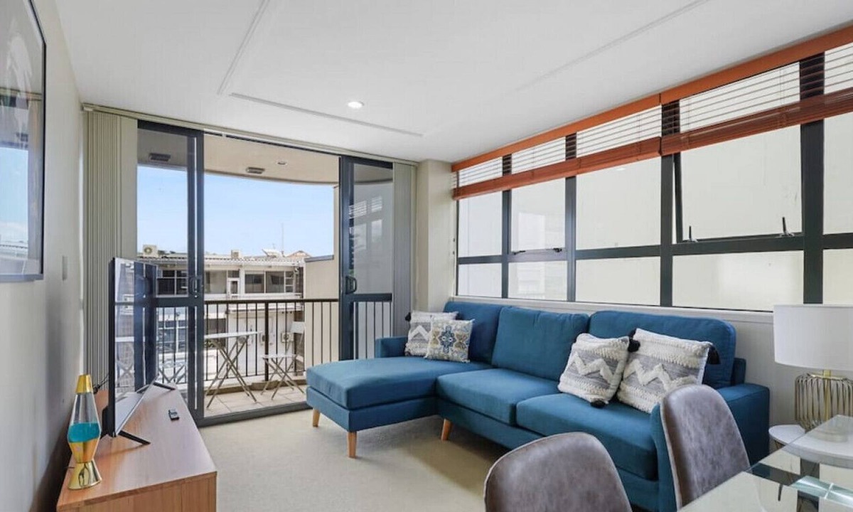 Newton Apartment | Central Apt Steps to Ponsonby | Wifi & Freeparking