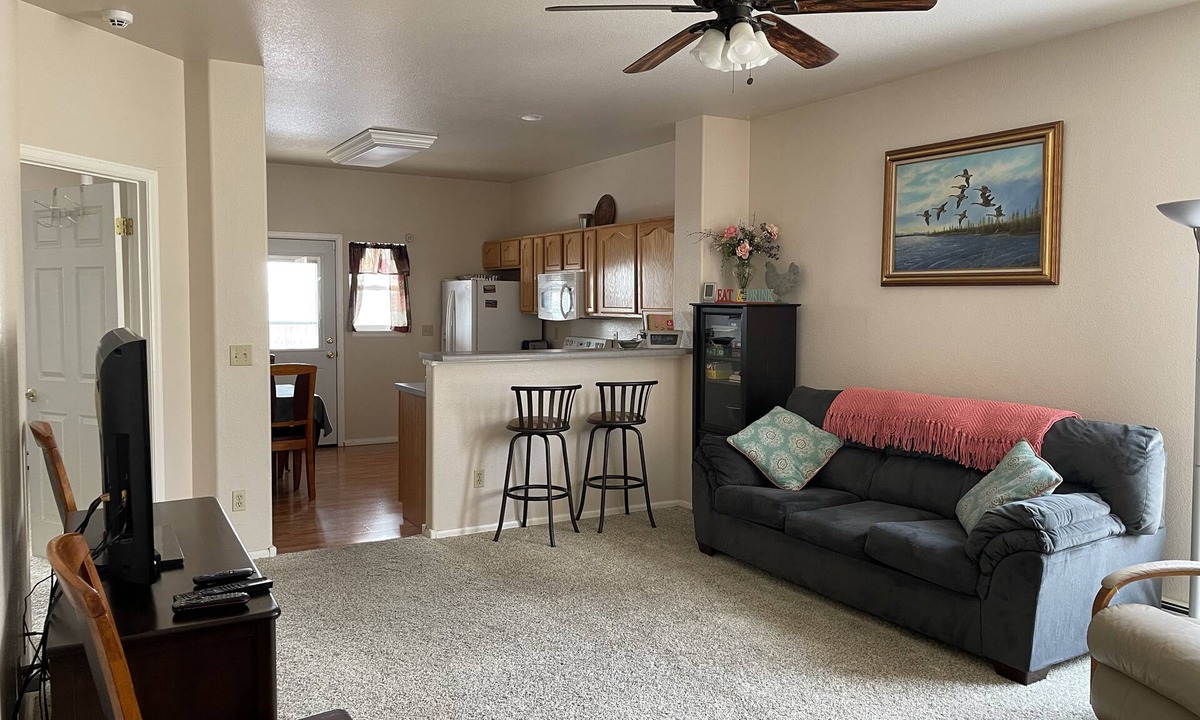 Cedaredge House | Central Cedaredge Cottage