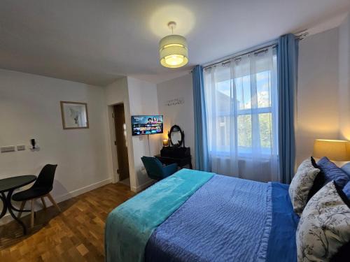 Leek House | Central Chambers Suites - Suite 5