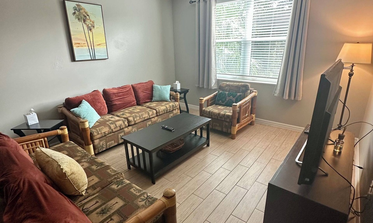 Arlington Park Condo | Central City Condominiums #203 2BR/2BA