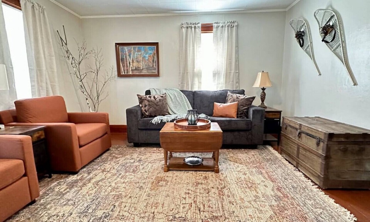 Upper Village Apartment | Central & close to trails