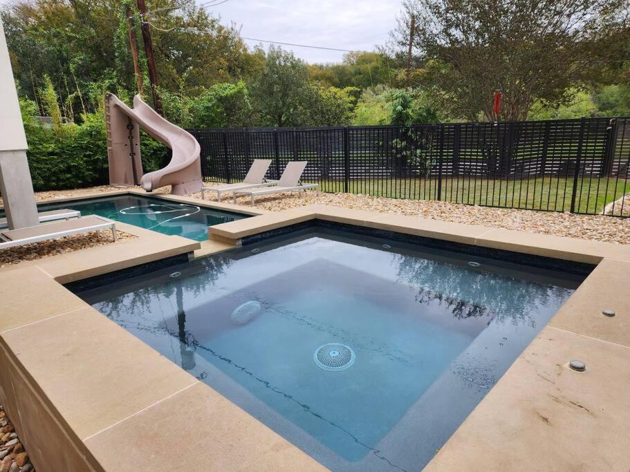 Austin House | central contemporary w/POOL and SPA