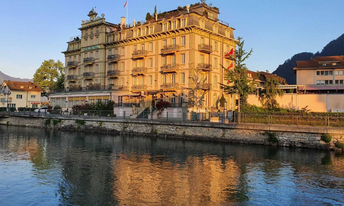 Unterseen Hotel | Central Continental Hotel