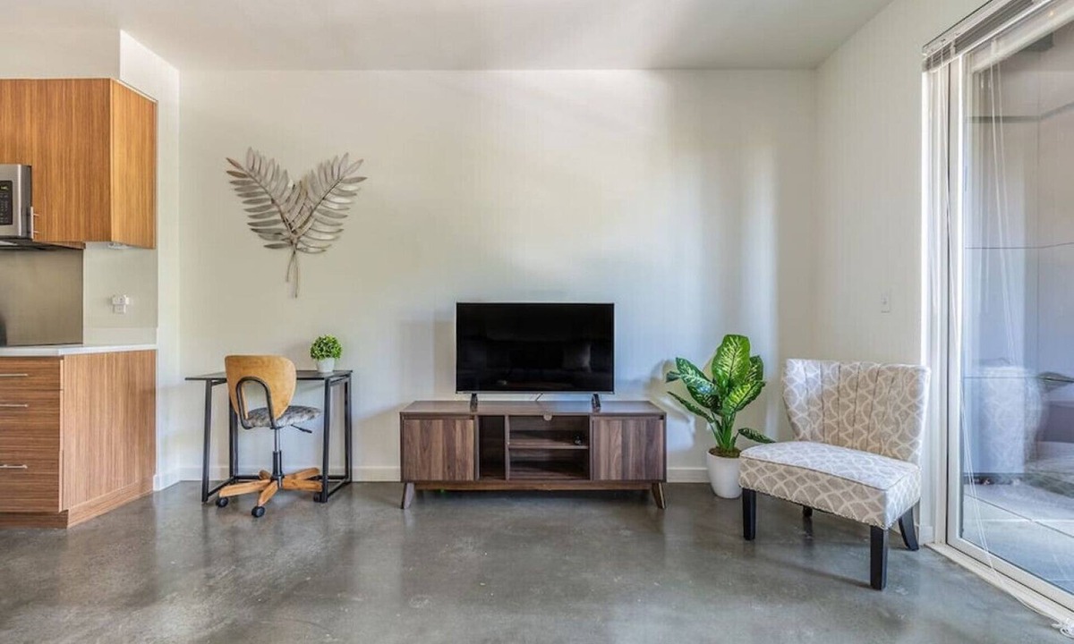 Mann Apartment | Central District 1 bd apartment