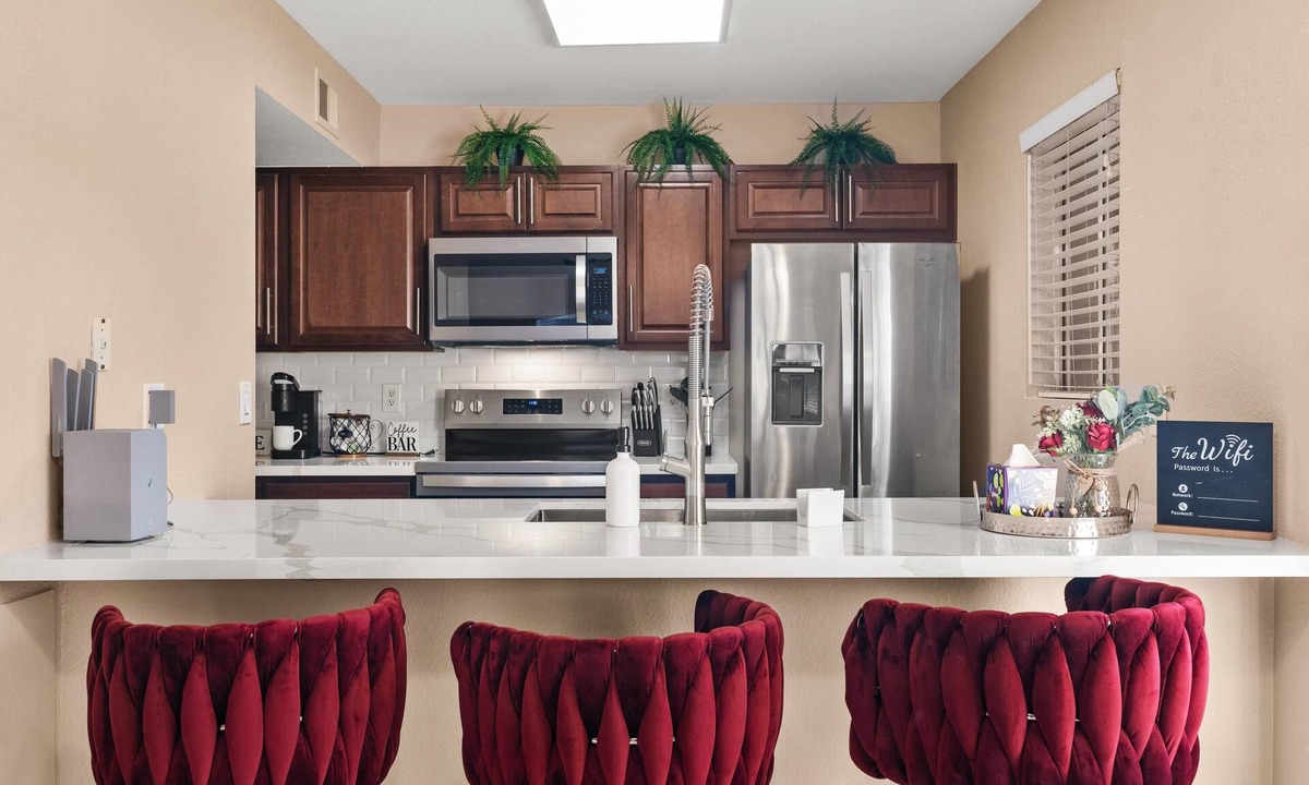 Dobson Ranch Condo | Central East Valley/Community Pool/Privacy