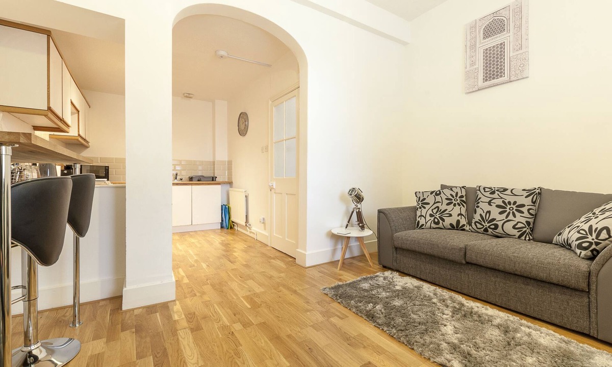 Exeter Apartment | Central Exeter Apartment Kimberley Road