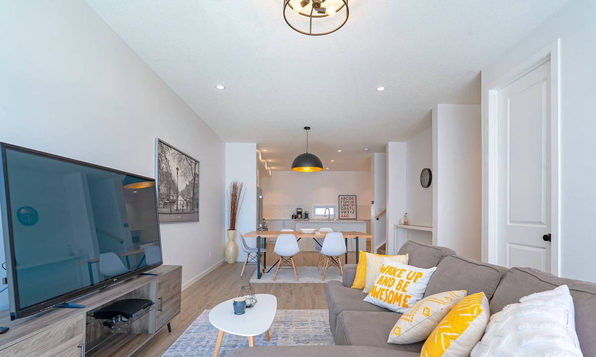 Bridgeland House | Central, Family-sized 3 BR Townhome with AC, Work Space & Private Parking