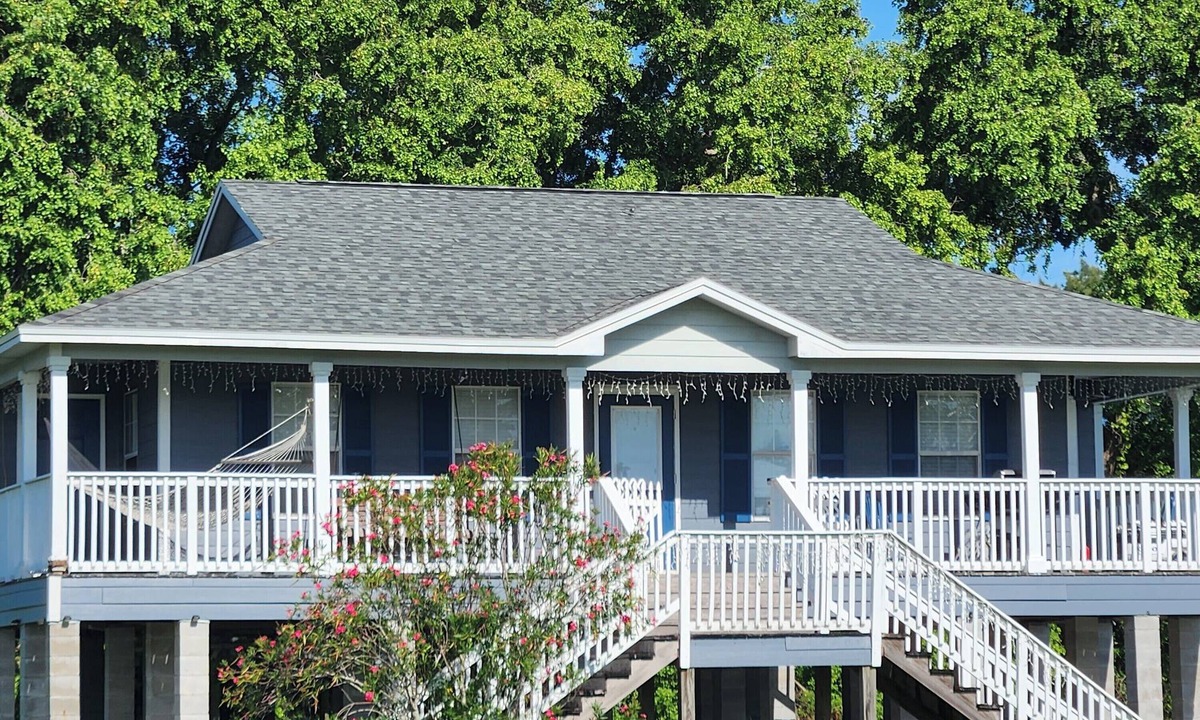 Ruskin House | Central Florida Vacation Stilt Home with pool!