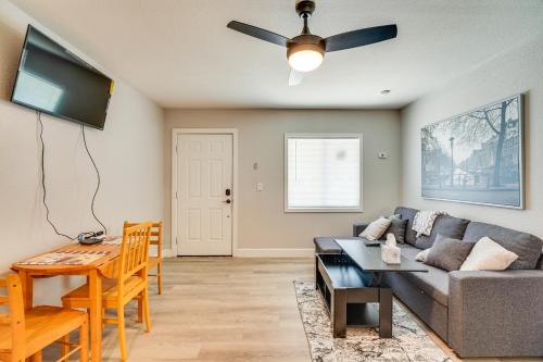 Townsite House | Central Henderson Retreat Near Dining + Lake Mead!