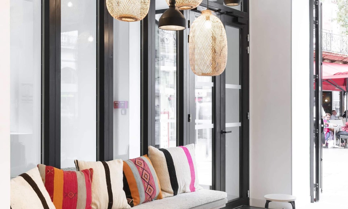 Hotel de Ville - Quinconces Hostel | Central Hostel