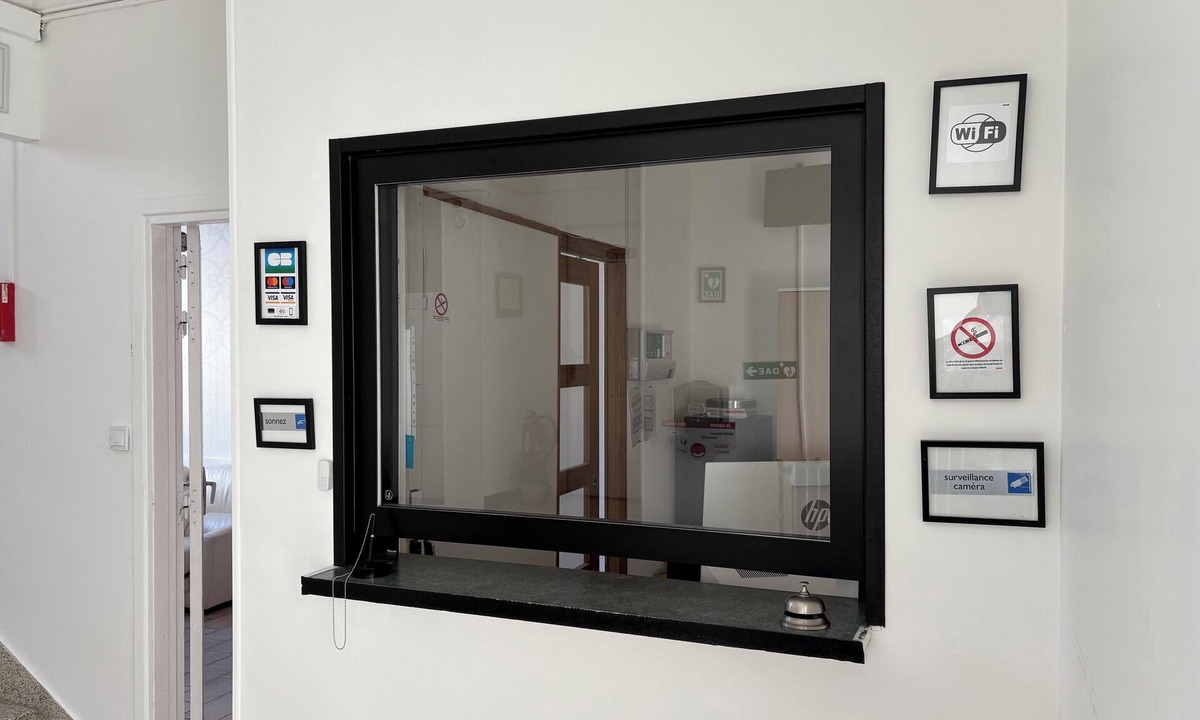 Saint-Priest Hotel | Central Hotel