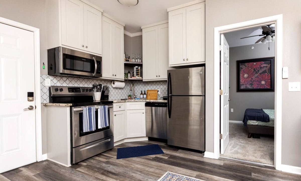 Downtown Little Rock Apartment | Central Little Rock:Pet Friendly|Near Park |Museum
