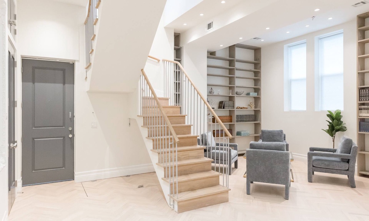 Midwood House | Central location in Flatbush