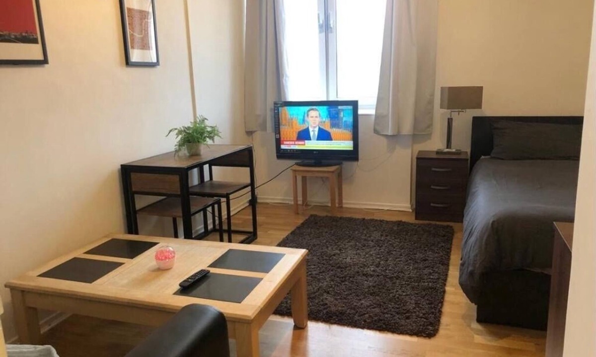 Euston Apartment | Central London Quiet Studio