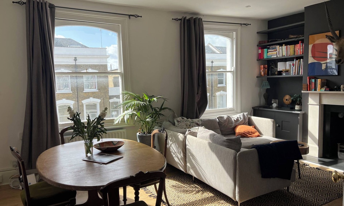 Mildmay Apartment | Central London Two Storey Flat