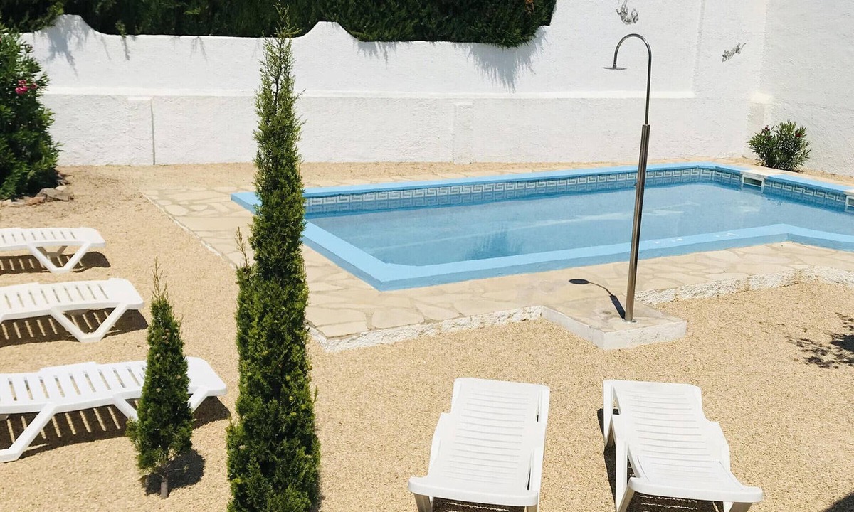Miami Platja Cottage | Central Miami Playa Villa with Pool