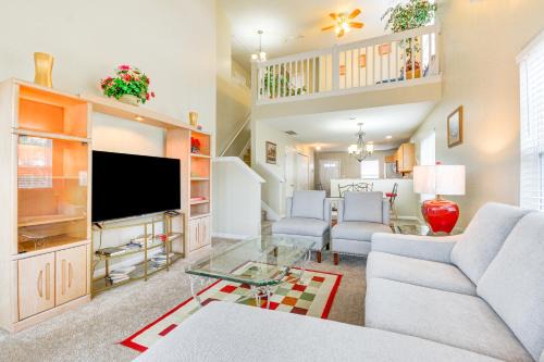Greensboro House | Central & Spacious Townhome in Greensboro!
