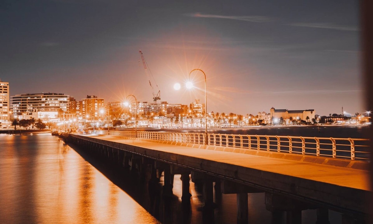 St Kilda Apartment | Central St. Kilda Studio Retreat