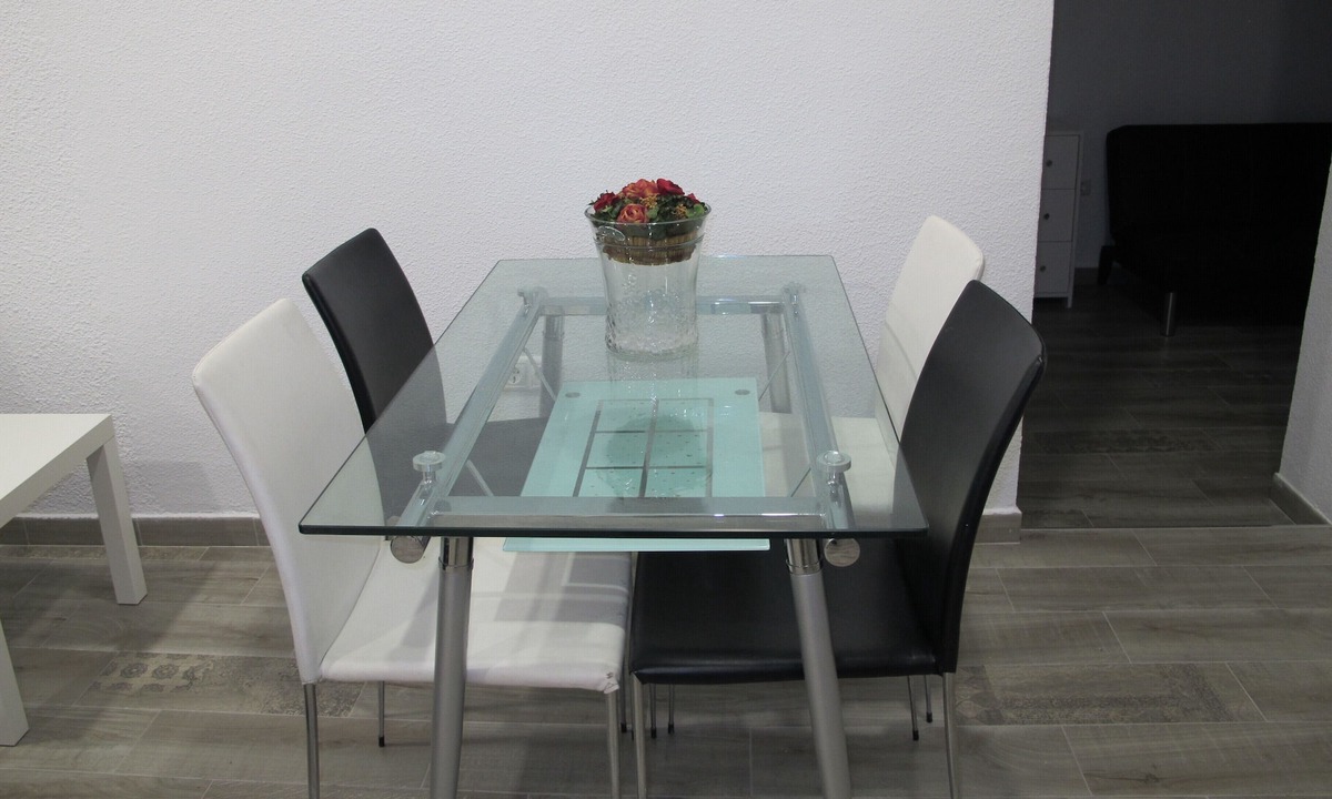 Alicante City Centre Apartment | Centrally located 3 bedroom apartment