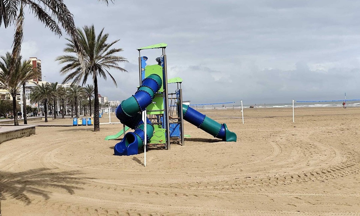 Grao de Gandia Apartment | Centrally located first floor apartment. Ideal for families 50 meters from the beach