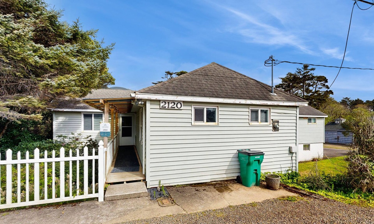 Rockaway Beach House | Centrally located home with lake views, private pool & spacious deck
