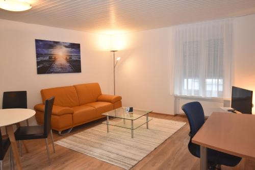 Center Apartment | Centrally located 2BR - Color 23