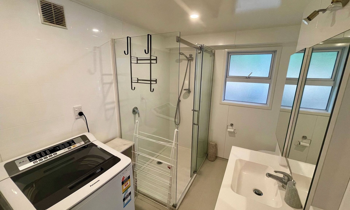 Kingsland Apartment | Centrally Located Auckland Flat!