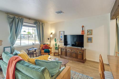 Arroyo Chico House | Centrally Located Tucson Home w/Fenced-In Yard!