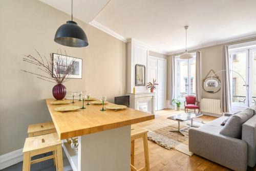 Old Lyon Apartment | Centre du Vieux Lyon - 4 personnes