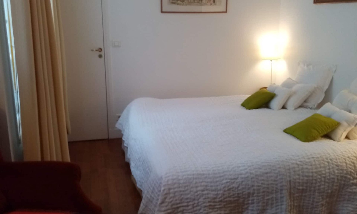 Saint-Germain-des-Pres Apartment | CENTRE VILLE St GERMAIN PRES historic center close to river comfort calm bright