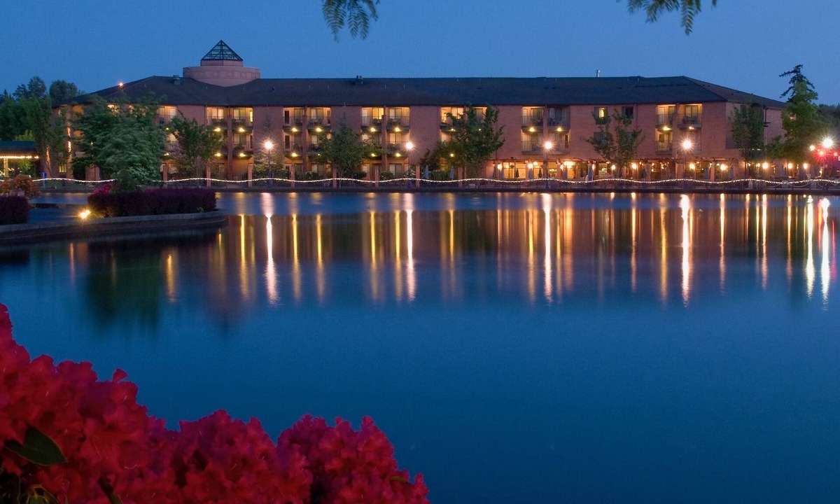 Sherwood - Tualatin South Hotel | Century Hotel