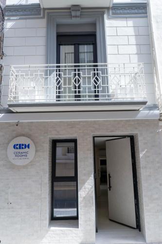 Villarreal House | Ceramic Rooms Boutique Hostel