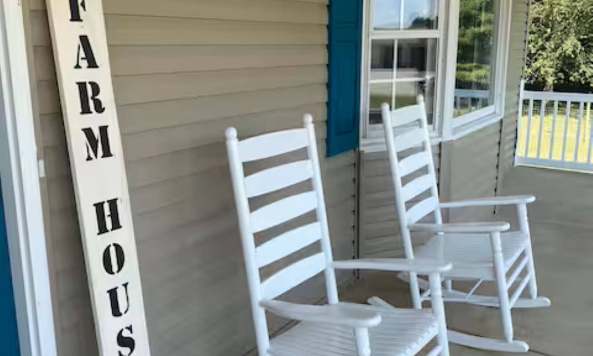 Homerville House | CF Ranch & Cattle Co. Guest House