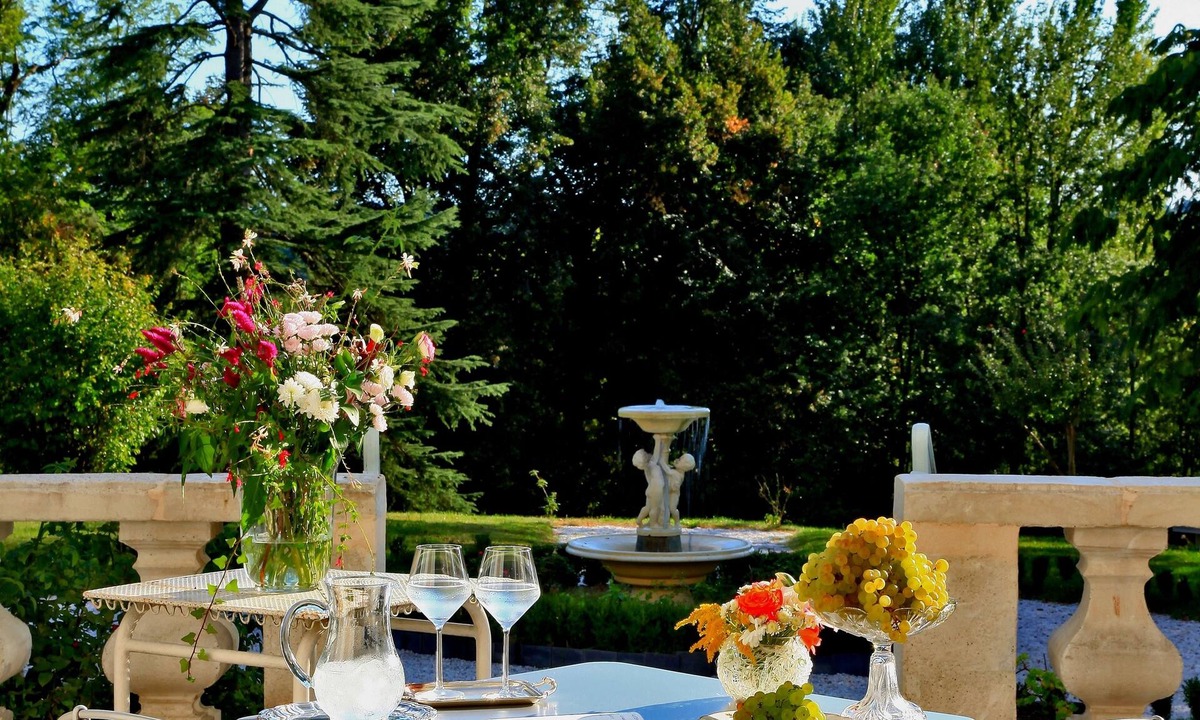 Cazaubon Hotel | Château Bellevue