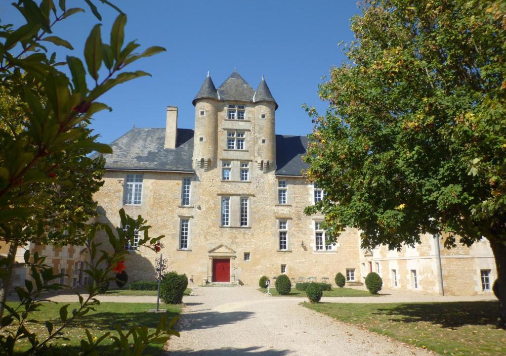 Avanton Bed & Breakfast | Château d'Avanton