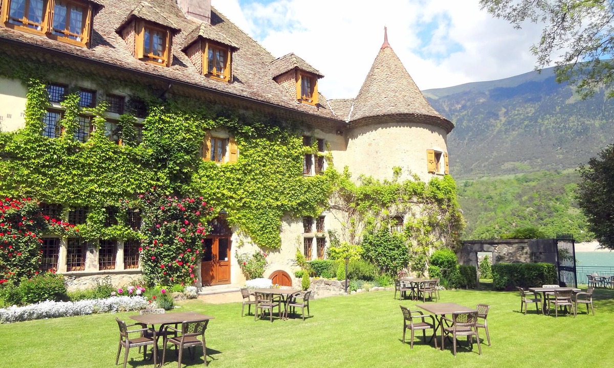 Treffort Hotel | Château d'Herbelon