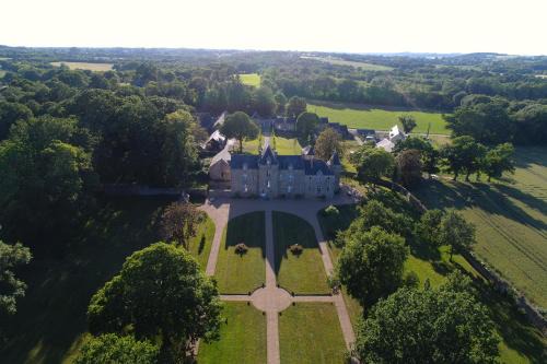 Saint-Dolay Bed & Breakfast | Château de Cadouzan