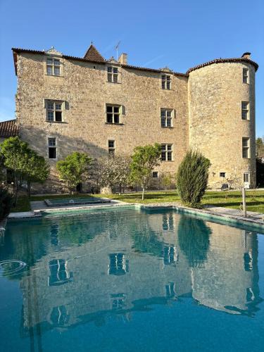 Fources Bed & Breakfast | Château de Fourcès