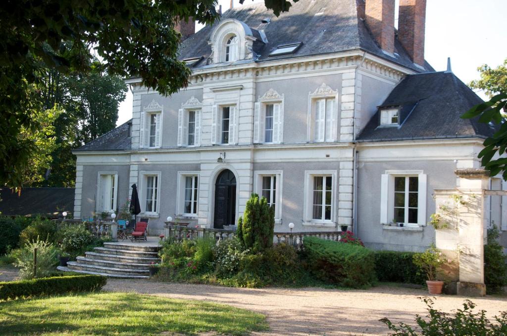 Saint-Georges-sur-Cher Bed & Breakfast | Château de la Chaise