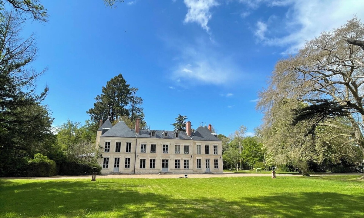 Saint-Laurent-Nouan Other | Château de La Barboire is a charming rental between Loire and Sologne