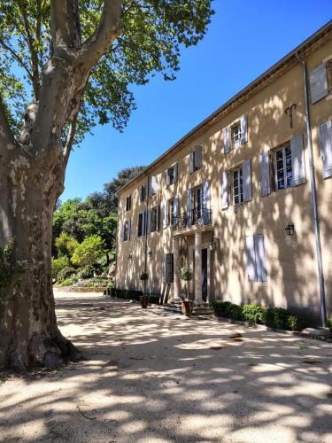 Cornillon House | Château de l'Olivète